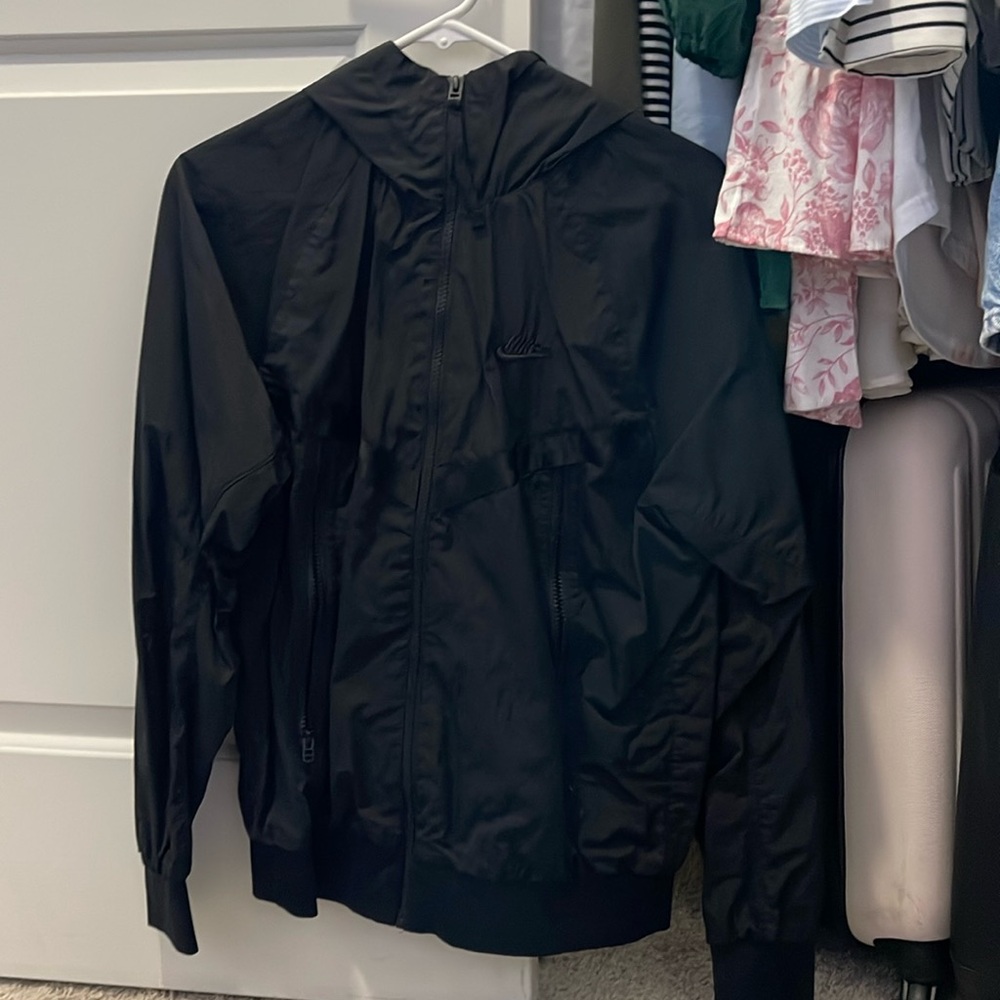Nike Limited Edition Windbreakerk